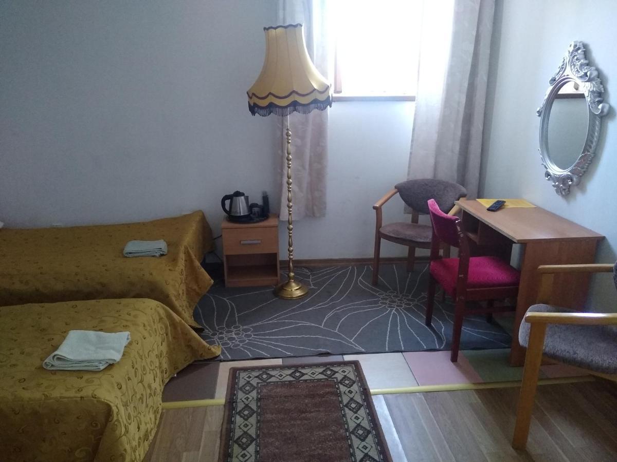 Zajazd Eljan-Centrum Noclegowe オルシュティン エクステリア 写真